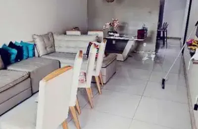 Casa para venda localizada no feira 7 no bairro tomba em feira de santana