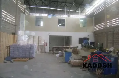 Galpão industrial para locação no centro de feira de santana-ba: 3 salas, 3 banheiros, 1.000m² de área.