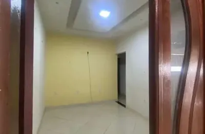 Imperdível: casa à venda em feira de santana-ba, bairro campo limpo, 3 quartos, 2 suítes, 1 sala, 3 banheiros, 200m²!