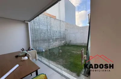 Casa reformada para venda no condominio domani, localizada no previlegiado bairro sim em feira de santana