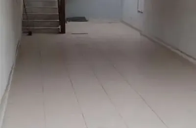 Casa para venda localizada na senador quintino, no bairro olhos d agua em feira de santana