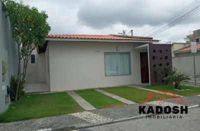 Casa para venda no condominio parque das cores localizada na lagoa salgada em feira de santana