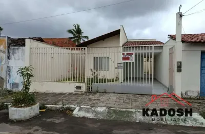 Casa para venda localizada no centro do bravo municipio de serra preta