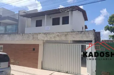 Casa primeiro andar para locação localizada  no parque ipe em feira de santana