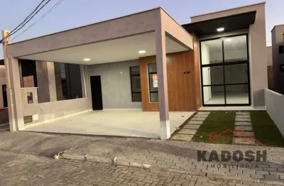 Aluguel de Casa em Condomínio no SIM em Feira de Santana-BA, no Bairro Registro, com 3 Quartos, 1 Suíte e 200m² de Área