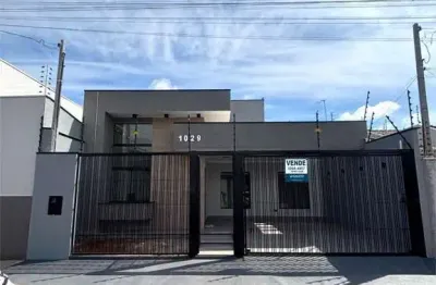 Casa com 3 quartos à venda na Avenida Rio de Janeiro, 1100, Jardim Rio de Janeiro, Sarandi