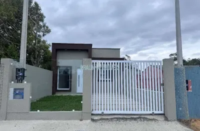 Casa 02 dormitórios sendo 01 suíte em nova tramandaí próximo ao centro