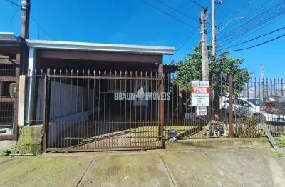 Casa de esquina no morada do bosque com 2 dormitórios e comércio em cachoeirinha/rs.