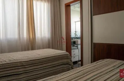 Casa em condomínio fechado com 3 quartos à venda na rua dos senadores, 73, balneário água limpa, nova lima por r$ 1.800.000