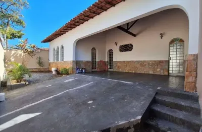 Casa em condomínio fechado com 3 quartos para alugar na rua gumercindo couto e silva, 1087, itapoã, belo horizonte por r$ 5.000