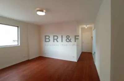 Apartamento para venda ou locação reformado com 2 dormitórios 1 vaga ótima localização na aclimação