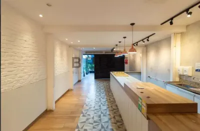 Loja de 83 m2 em excelente ponto comercial na melhor localização da vila olímpia