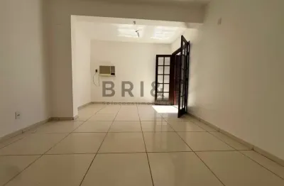 Casa para alugar com 4 salas, 2 vagas, 20m², brooklin- são paulo