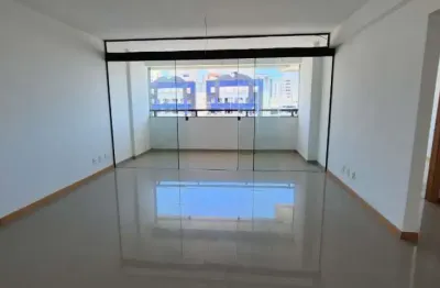 Apartamento na pituba: 3 quartos, 2 suítes, 2 salas, 4 banheiros, 3 vagas de garagem - 123m²