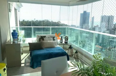 Apartamento de luxo à venda em Salvador-BA, no bairro Graça: 3 quartos, 3 suítes, 2 salas, 6 banheiros, 3 vagas, 187m².