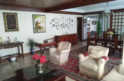 Apartamento à venda na graça, salvador-ba: 4 quartos, 1 suíte, 2 salas, 4 banheiros, 1 vaga de garagem, 200m² de área.