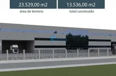 Galpão industrial com estrutura inovadora para venda ou locação
