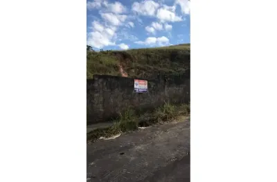 Terreno à venda na Rua José Romão Guedes, 2, Granbery, Juiz de Fora
