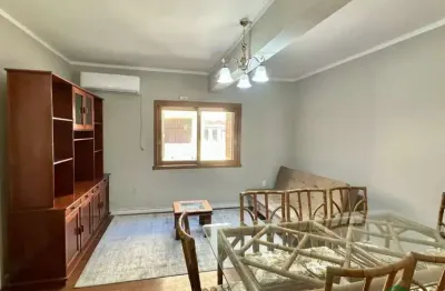 Apartamento 2 dormitórios com box de garagem - centro de tramandaí/rs - ap2780