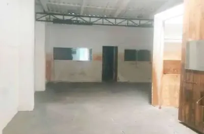 Casa comercial à venda no São Geraldo, Porto Alegre 