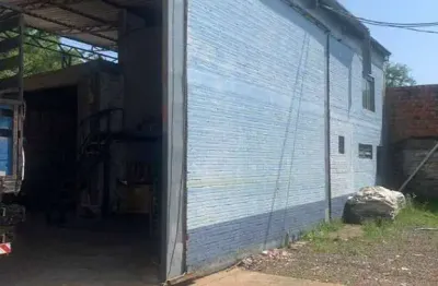 Casa comercial à venda no Barnabé, Gravataí 