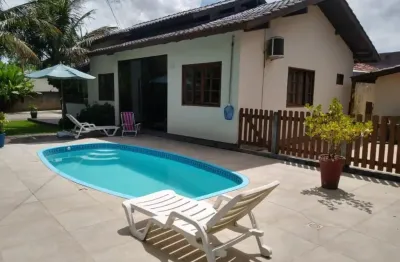 Espaçosa casa p família  receber os amigos. campeche