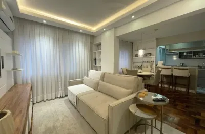 Excelente custo benefício , todo reformado no coração de floripa