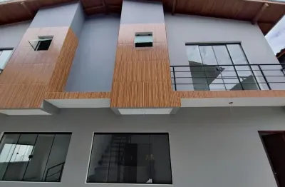 Asa sobrado com 2 suítes no piso superior a 800 mt do mar campehce