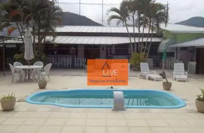 Live vende: casa com 3 quartos piscina, 506 m² por r$ 630.000 - engenho do mato - niterói/rj
