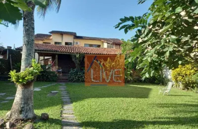 Live vende: casa com 3 quartos, sendo 1 suíte e 3 vagas , 210 m² por r$ 850.000 - itaipu - niterói/rj