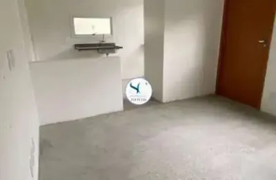 Apartamento novo no térreo à venda de 2 dormitórios com entrada dependente.