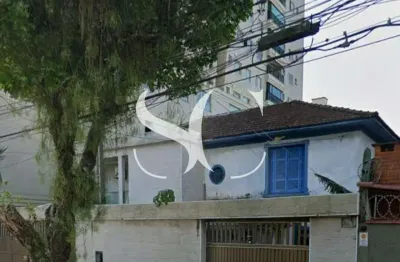 Terreno à venda na Rua Vergueiro Steidel, Embaré, Santos