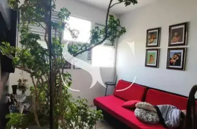 Vende-se apartamento 1 quarto vista mar no bairro de itararé em são vicente-sp