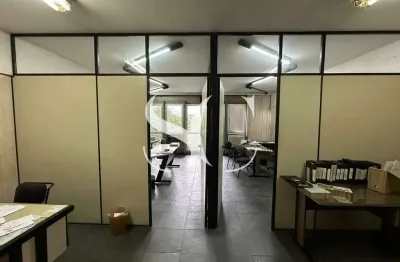 Sala comercial para alugar na Praça Dom Idílio José Soares, Centro, Santos