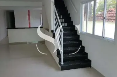 Vende-se sobreposta alta nova, de 03 dormitórios no bairro de Encruzilhada em Santos.