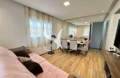 Vende-se Casa Sobreposta Alta, de 02 dormitórios no bairro de Catiapoã em São Vicente