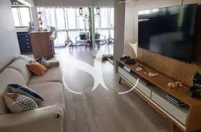 Vende-se apartamento de 02 dormitórios no bairro de ponta da praia em santos