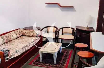 Vende-se apartamento de 01 dormitórios no bairro de gonzaga em santos.