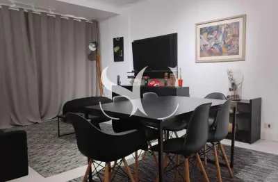 Aluga-se apartamento de 02 dormitórios no bairro de aparecida em santos.