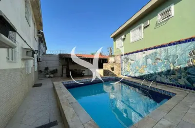 Vende-se casa sobreposta baixa no bairro do macuco na cidade de santos