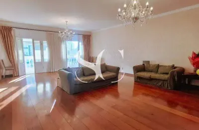 Vende-se apartamento de 04 dormitórios sendo 01 suíte no bairro de boqueirão em santos