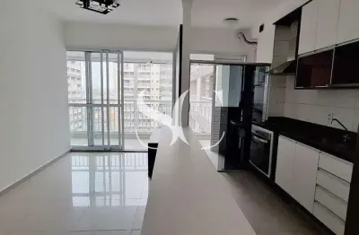 Vende-se apartamento no edifício fusion home & office – vila mathias, santos