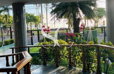 Oportunidade única: apartamento 'porteira fechada' na ponta da praia com vista mar!