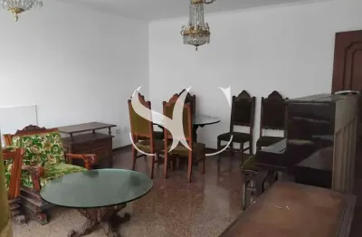 Vende-se apartamento de 03 dormitórios sendo 01 suíite no bairro de Gonzaga em Santos