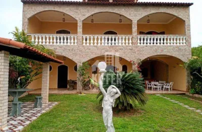 Oportunidade: casa com terraço panorâmico e piscina em itaipuaçu