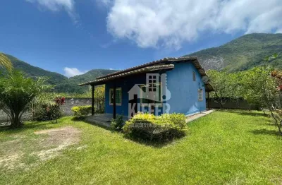 Casa à venda em itaipuaçu com 2 quartos, suíte, quintal amplo, vista livre e próxima à praia