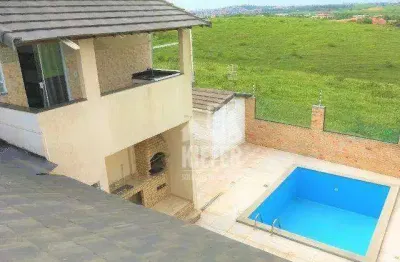 Casa com 4 quartos à venda, 200 m² por r$ 250.000 - virgem santa - macaé/rj