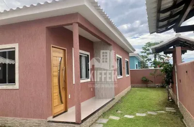 Casa na quadra da praia de jaconé – 3 quartos, suíte e área gourmet