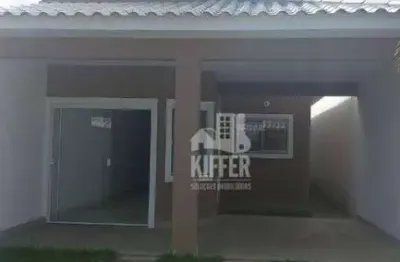 Casa venda r$420 mil, a 300m da praia de ponta negra  2 quartos (1 suíte)  terreno de 240m²  maricá rj