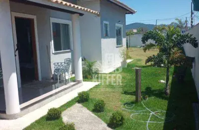 Casa com 2 quartos, suíte e espaço gourmet – próxima à praia em itaipuaçu/maricá